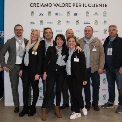 EVENTO IS creiamo valore per il cliente foto del gruppo