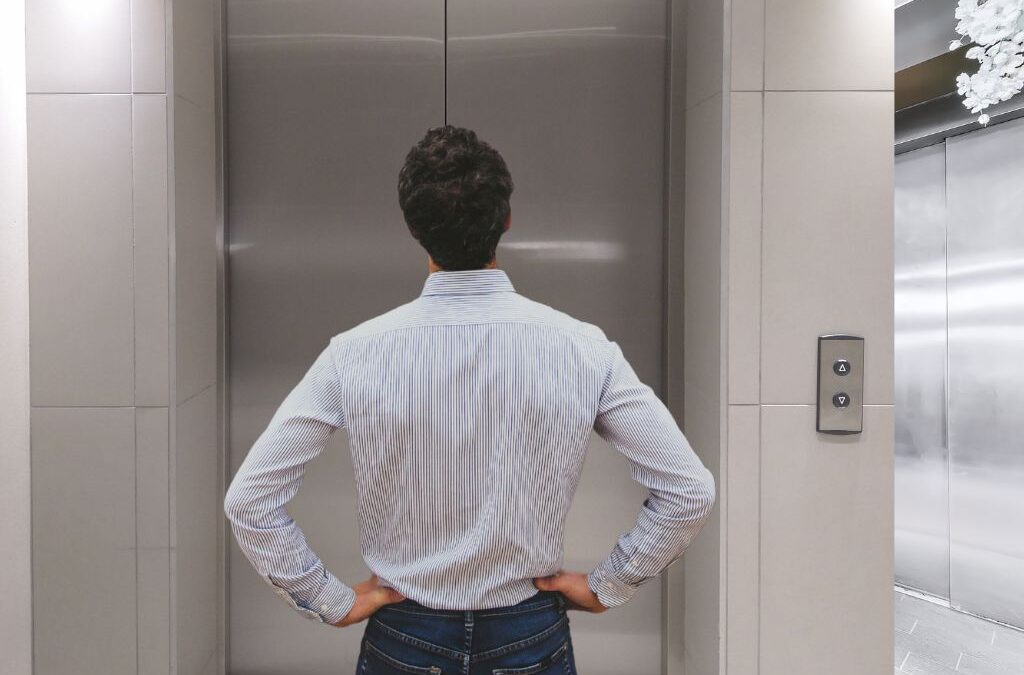 Chi abita al piano terra deve pagare spese ascensore?